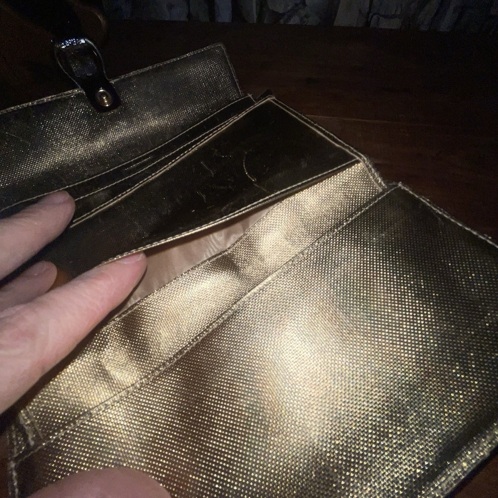 Kate Spade New York Black Patent Leather Trifold Wallet Buckle Metallic Int - Picture 15 of 16